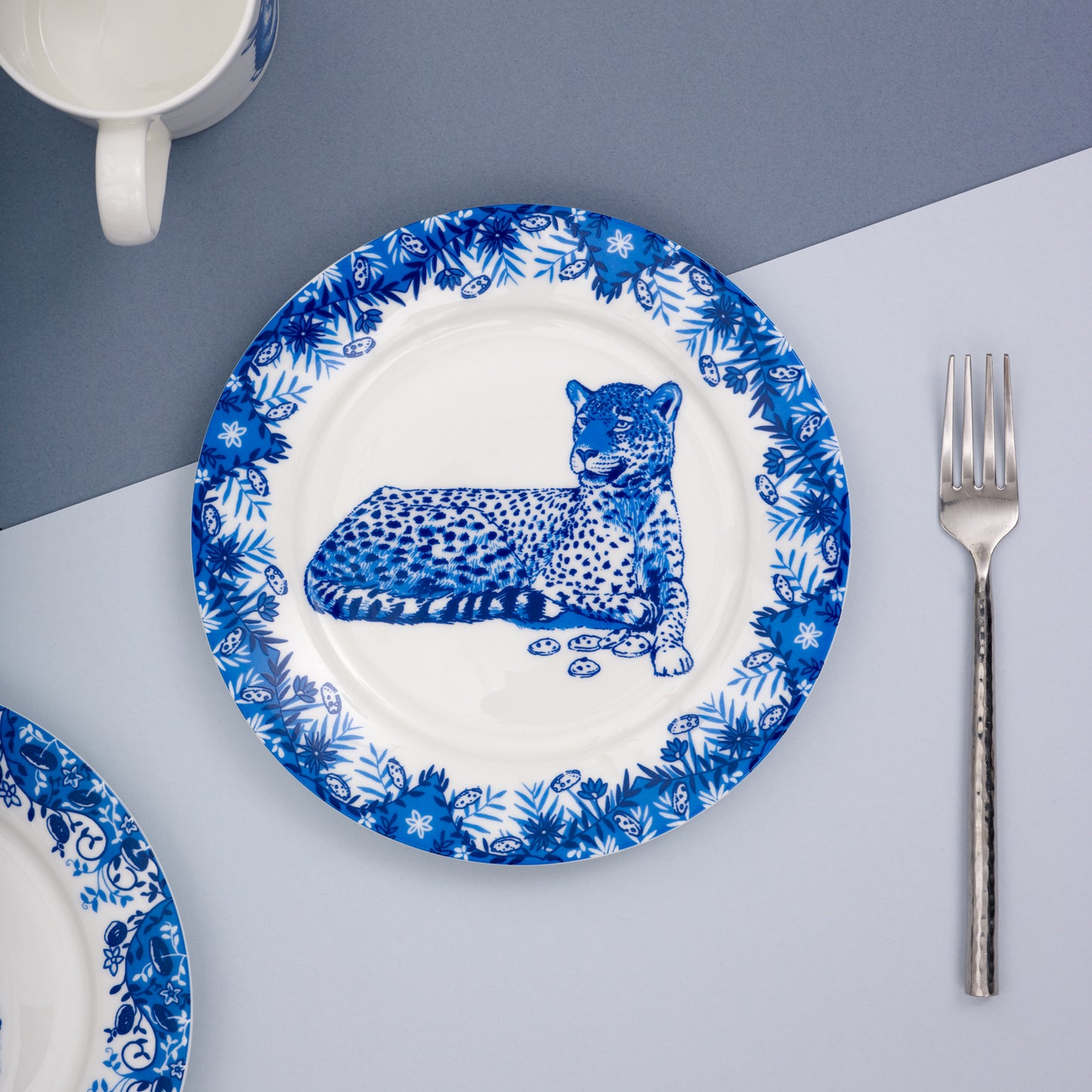 Leopard Willow pattern side plate